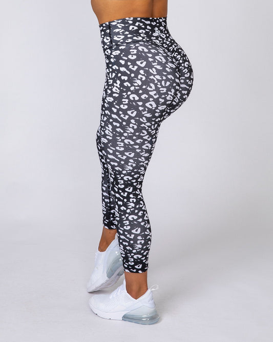 Signature Scrunch 7/8 Leggings - Black Leopard-Leggings-XXS-MNAPPRL8732-MNAPPRL8732-1-Muscle Nation