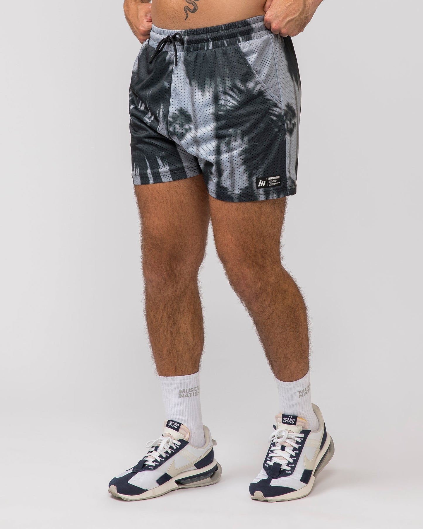 Lay Up 3.5" Shorts - Palm Tree Print-Shorts-S-112342PLMTRE-S-MNAPPRL30712-1-Muscle Nation