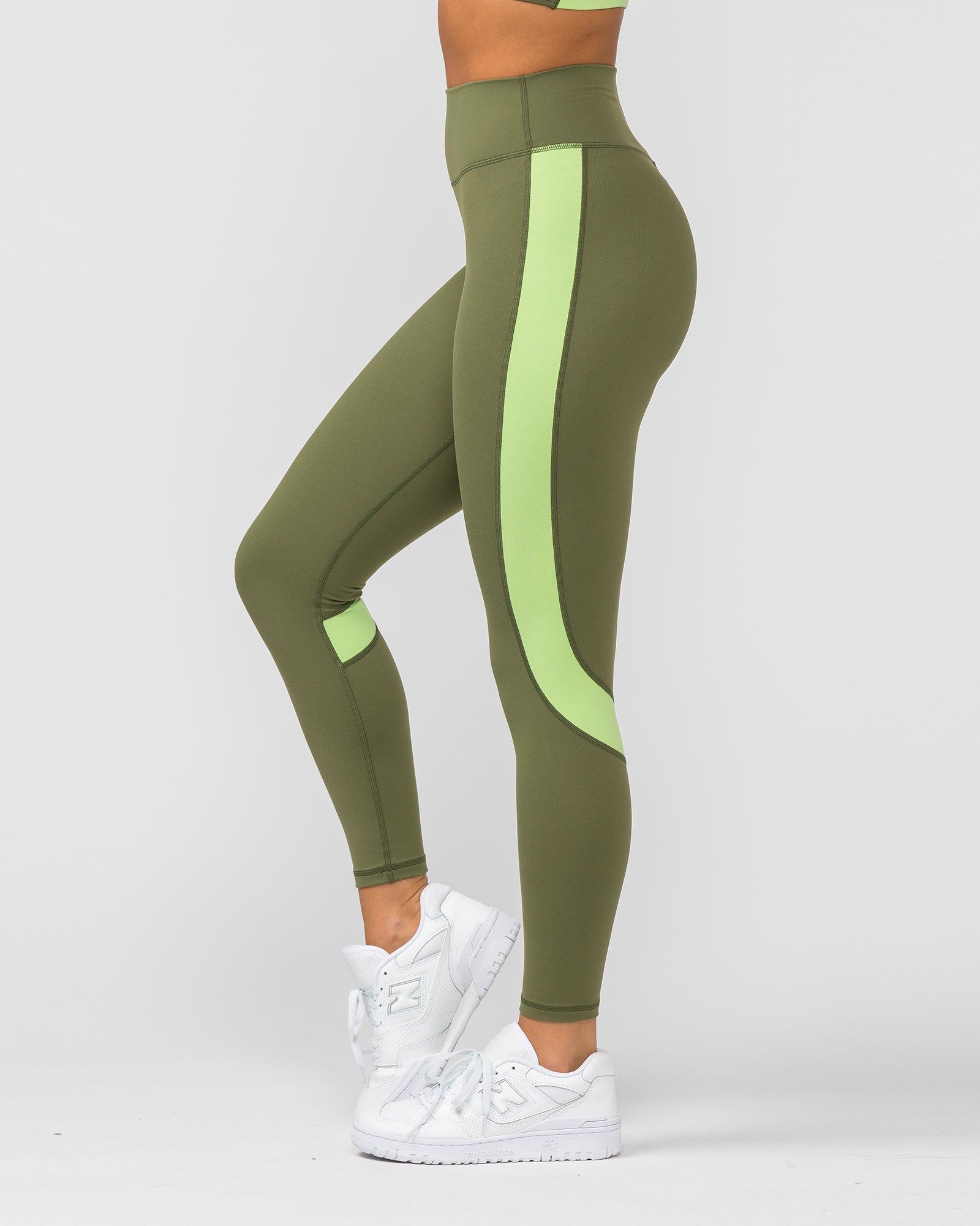Sunlight Signature Scrunch Ankle Length Leggings - Green Ivy-Leggings-XXS-012206GRNIVY-XXS-MNAPPRL13108-4-Muscle Nation